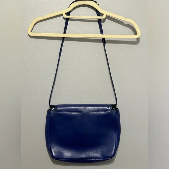 Salvatore Ferragamo Blue Leather Shoulder Purse - Picture 3 of 14